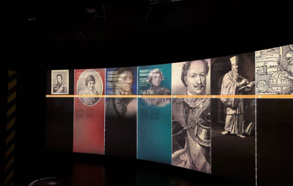 jak ludzie migrowali przez wieki - interaktywne muzeum Emigracji w Gdynii
